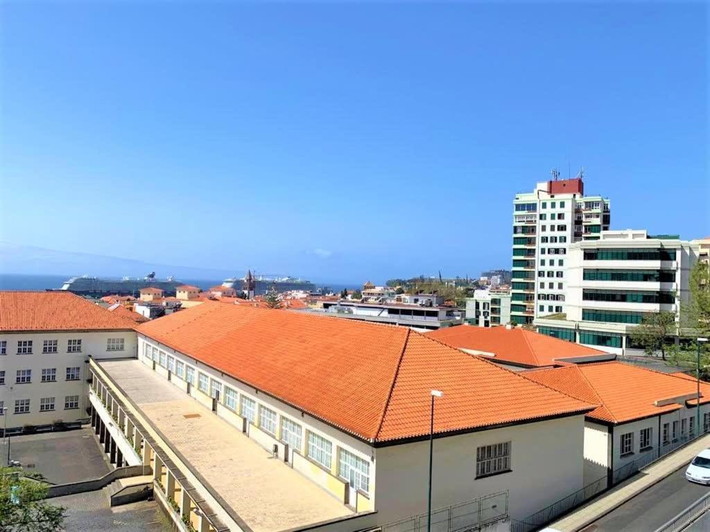 Madeira, 3 Bedroom Apartment With Ocean Views In Funchal מראה חיצוני תמונה
